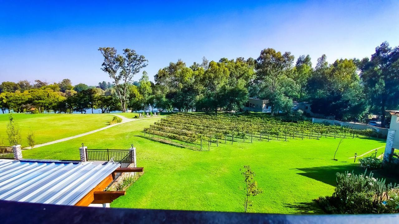 Exquisite Pont De Val Riverside Escape Apartment Parys Buitenkant foto