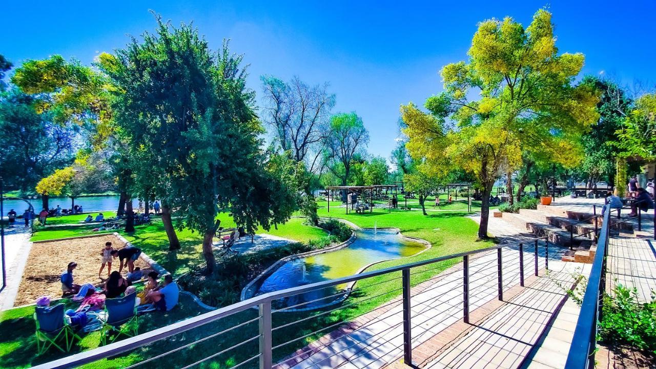 Exquisite Pont De Val Riverside Escape Apartment Parys Buitenkant foto